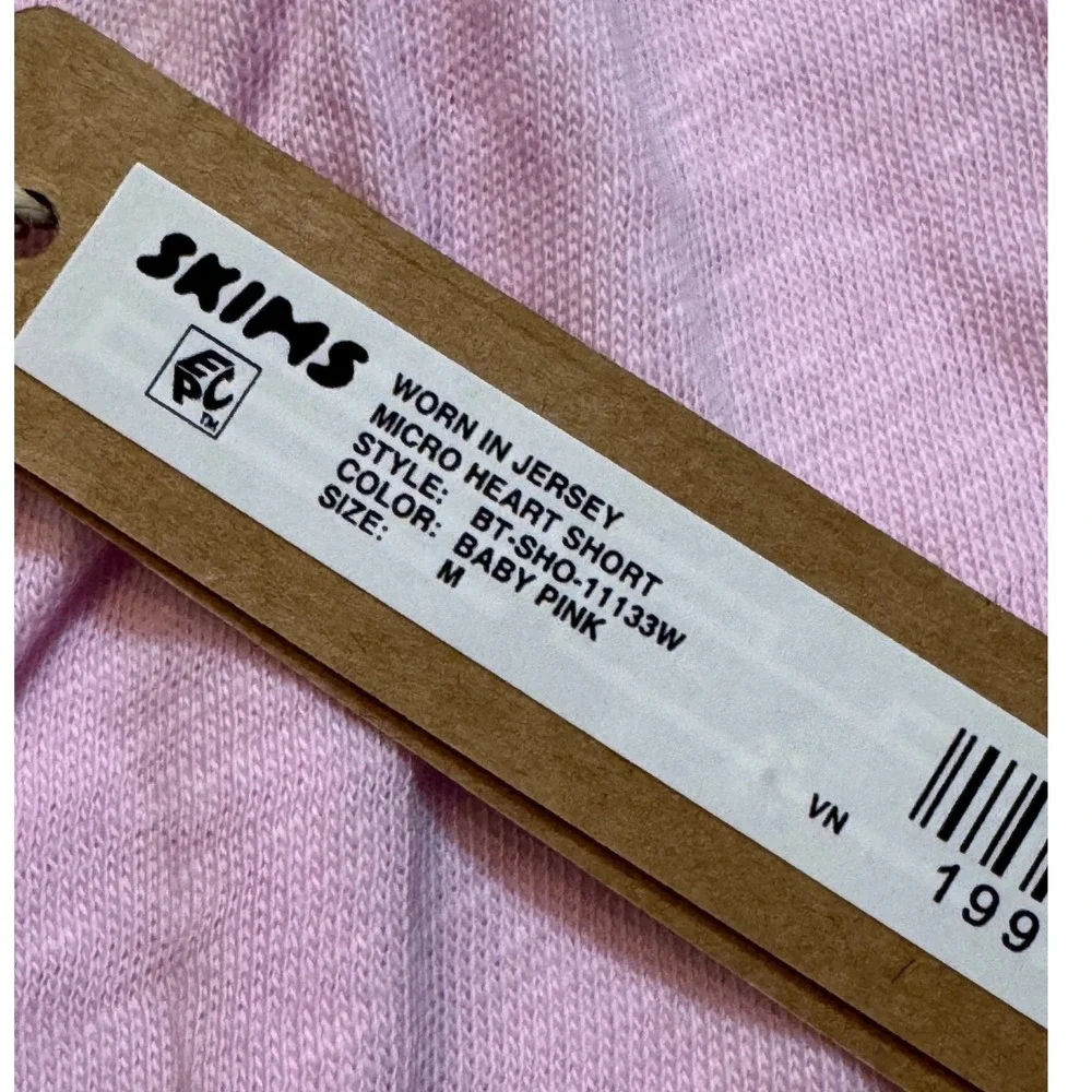 SKIMS Worn In Jersey Heart Micro Short Baby Pink BT-SHO-11133W Womens Size M NEW - Picture 8 of 9